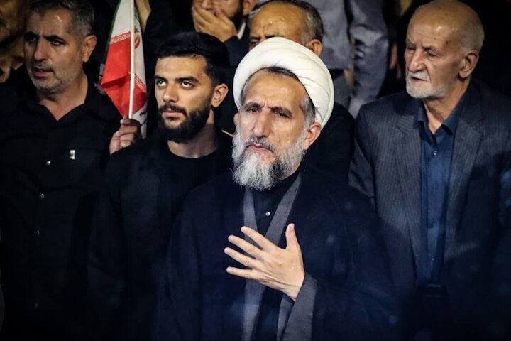 تصاویر / حضور مردم استان قزوین در ایستگاه صد وچهل وپنج ووداع با جانباز دوران دفاع مقدس