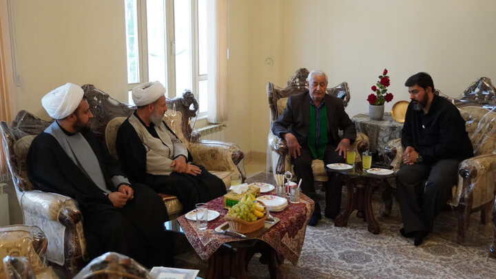 تصاویر/ تجلیل از خانواده شهید سجادی‌منظور با حضور مدیرکل تبلیغات اسلامی استان همدان