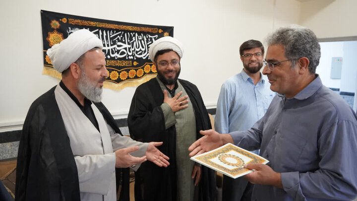 تصاویر/ نشست مدیرکل تبلیغات اسلامی همدان با کارکنان اداره تبلیغات اسلامی ملایر