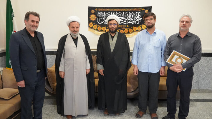 تصاویر/ نشست مدیرکل تبلیغات اسلامی همدان با کارکنان اداره تبلیغات اسلامی ملایر