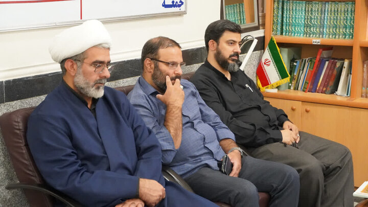 تصاویر/ نشست مدیرکل تبلیغات اسلامی همدان با کارکنان اداره تبلیغات اسلامی ملایر