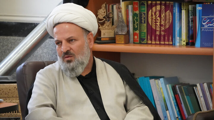 تصاویر/ نشست مدیرکل تبلیغات اسلامی همدان با کارکنان اداره تبلیغات اسلامی ملایر