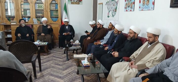 تصاویر/ حجت‌ الاسلام حیدری مدیر جدید مدرسه علمیه اسدآباد معرفی شد