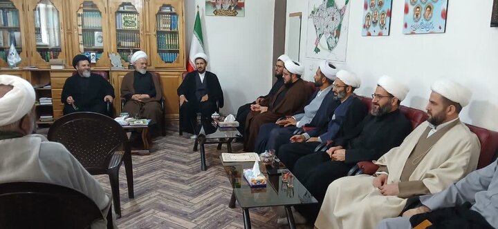 تصاویر/ حجت‌ الاسلام حیدری مدیر جدید مدرسه علمیه اسدآباد معرفی شد