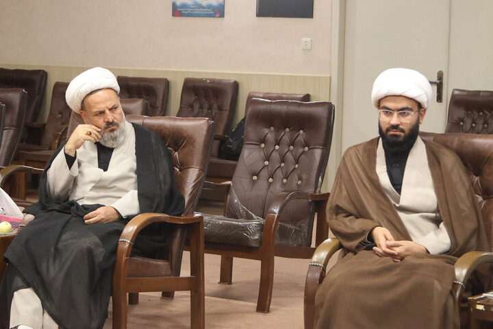 دیدار امام جمعه همدان با رئیس مرکز خدمات