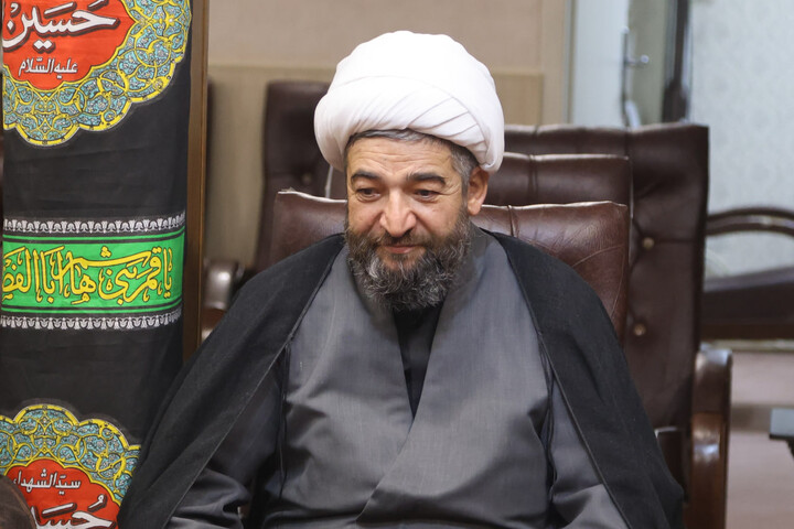 دیدار امام جمعه همدان با رئیس مرکز خدمات