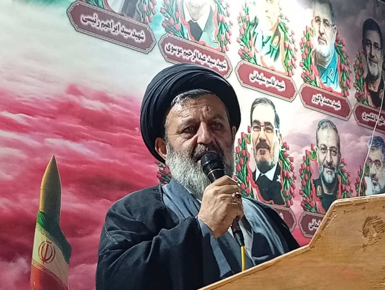 ضربات مهلک ملت ایران به پیکره استکبار با سلاح مقاومت و بصیرت