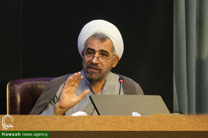 سلمان فارسی نماد حکمت ایرانی است سلمان فارسی نماد حکمت ایرانی است