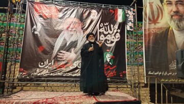 نماز جمعه تجلی‌گاه کربلا و نماد اقتدار نظام است