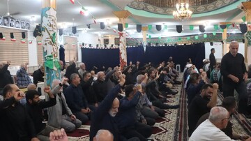 تصاویر/ نماز جمعه در سرخ رود