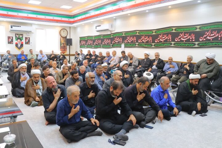 تصاویر/ مراسم روضه‌خوانی در دفتر امام‌ جمعه اسلامشهر