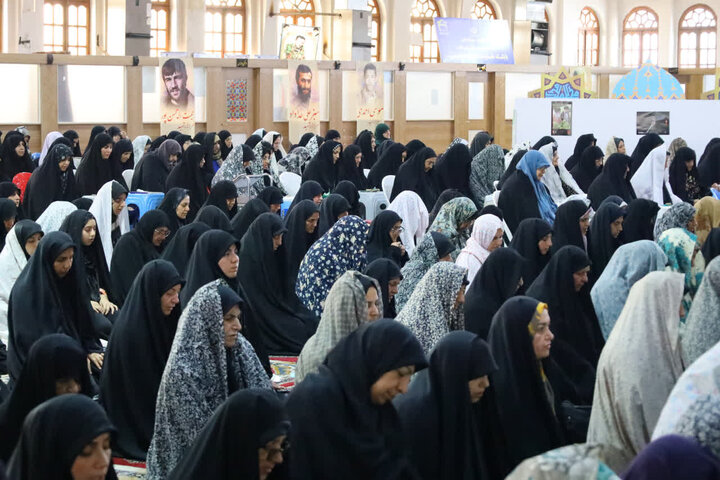 تصاویر / نماز عبادی سیاسی جمعه در شهرستان ساری