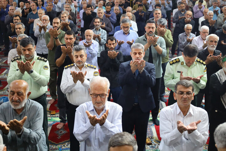 تصاویر / نماز عبادی سیاسی جمعه در شهرستان ساری