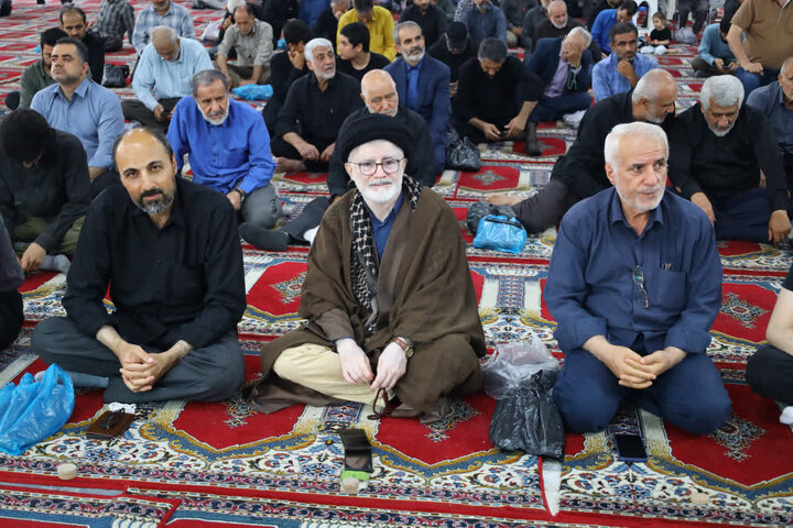 تصاویر / نماز عبادی سیاسی جمعه در شهرستان ساری