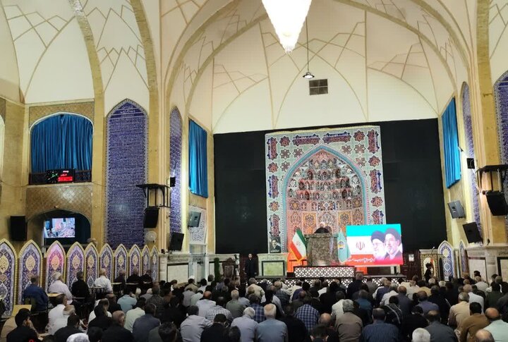 تصاویر/ اقامه نمازجمعه شهرستان بم