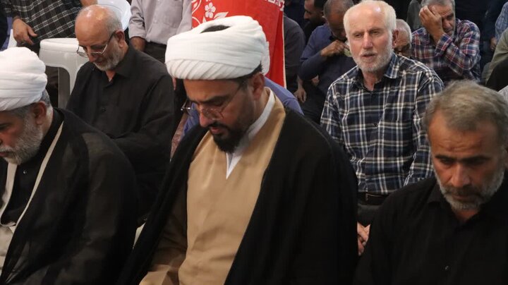 تصاویر/ نماز جمعه در سرخ رود