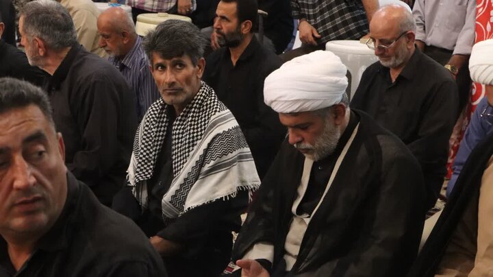 تصاویر/ نماز جمعه در سرخ رود