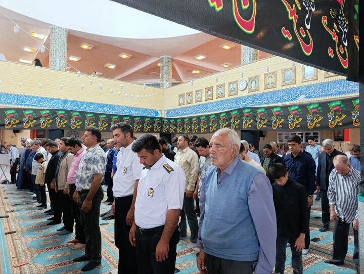 تصاویر/ نماز عبادی سیاسی جمعه در شهرستان ورزقان