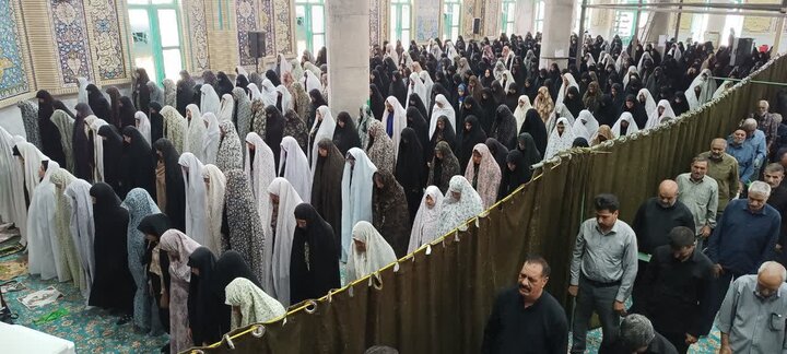تصاویر/ اقامه نمازجمعه شهرستان برسیر