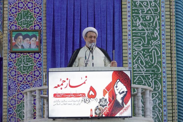 تصاویر/ اقامه نمازجمعه شهر کرمان