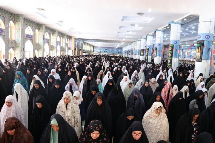 تصاویر/ اقامه نمازجمعه شهر کرمان