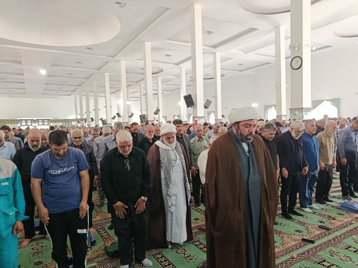 تصاویر/اقامه نماز عبادی سیاسی جمعه در ساوه