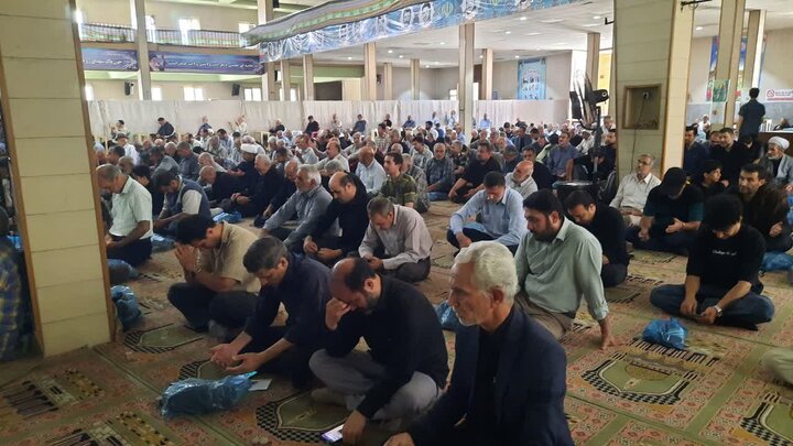 تصاویر/اقامه نماز عبادی سیاسی جمعه در خمین