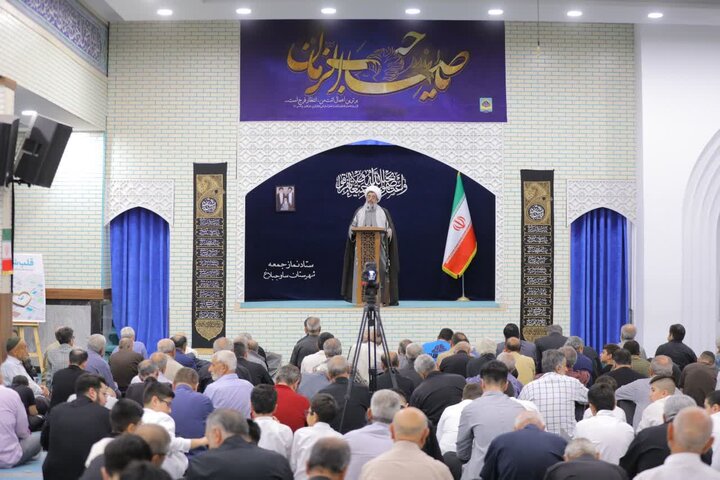 تصاویر/ برگزاری نماز جمعه در ساوجبلاغ