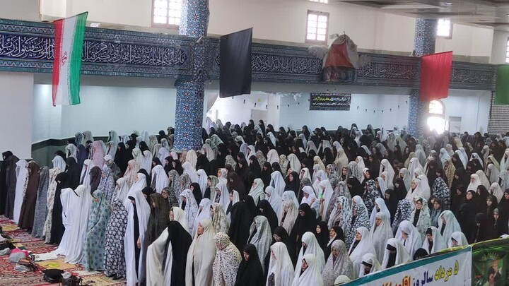 تصاویر| نماز جمعه عبادی سیاسی بیرجند