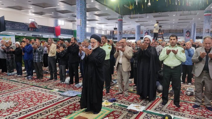 تصاویر| نماز جمعه عبادی سیاسی بیرجند