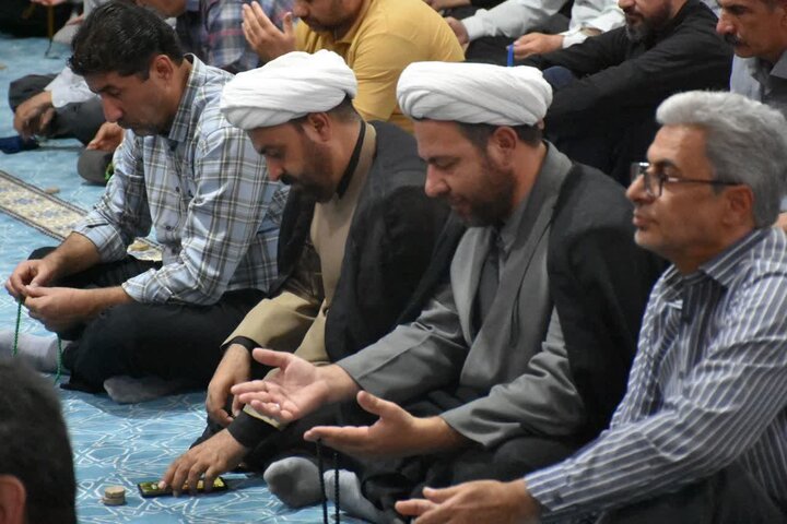 تصاویر/حضور نماینده ولی‌فقیه در کردستان در نماز جمعه شهرستان قروه