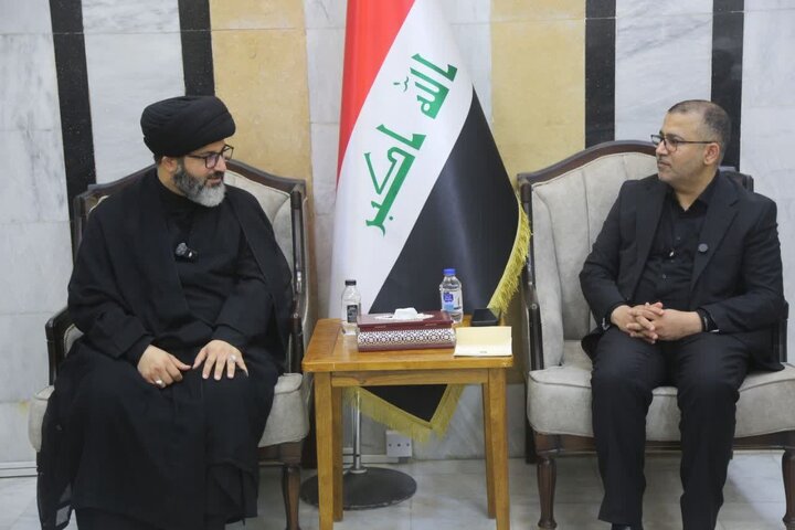 مسئول کمیته اربعین حوزه با استاندار المثنی دیدار کرد / خون رهبر شهید، زمینه‌ساز پیروزی جبهه حق است