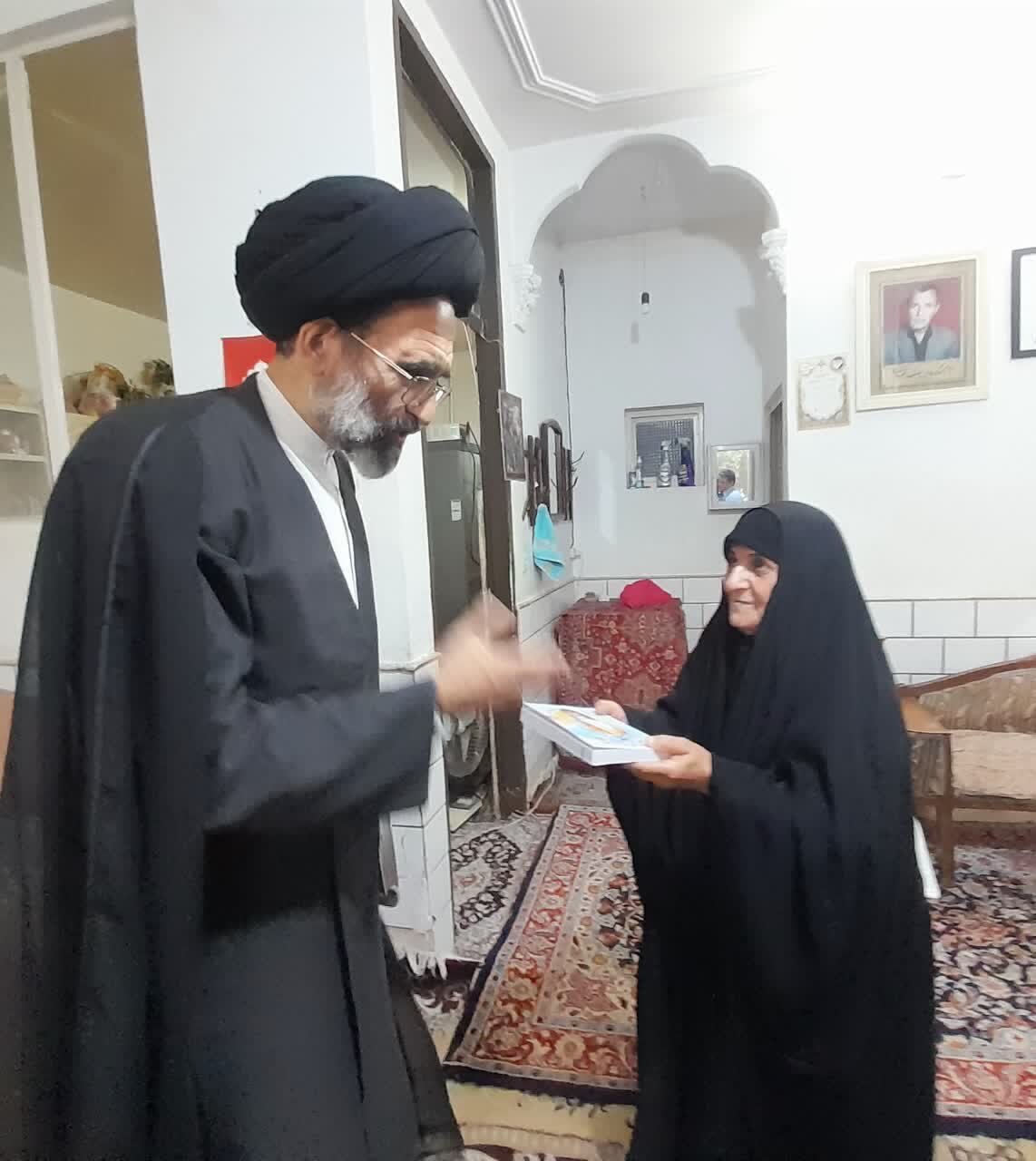 به زودی شاهد پیروزی جبهه حق و نابودی جبهه باطل خواهیم بود