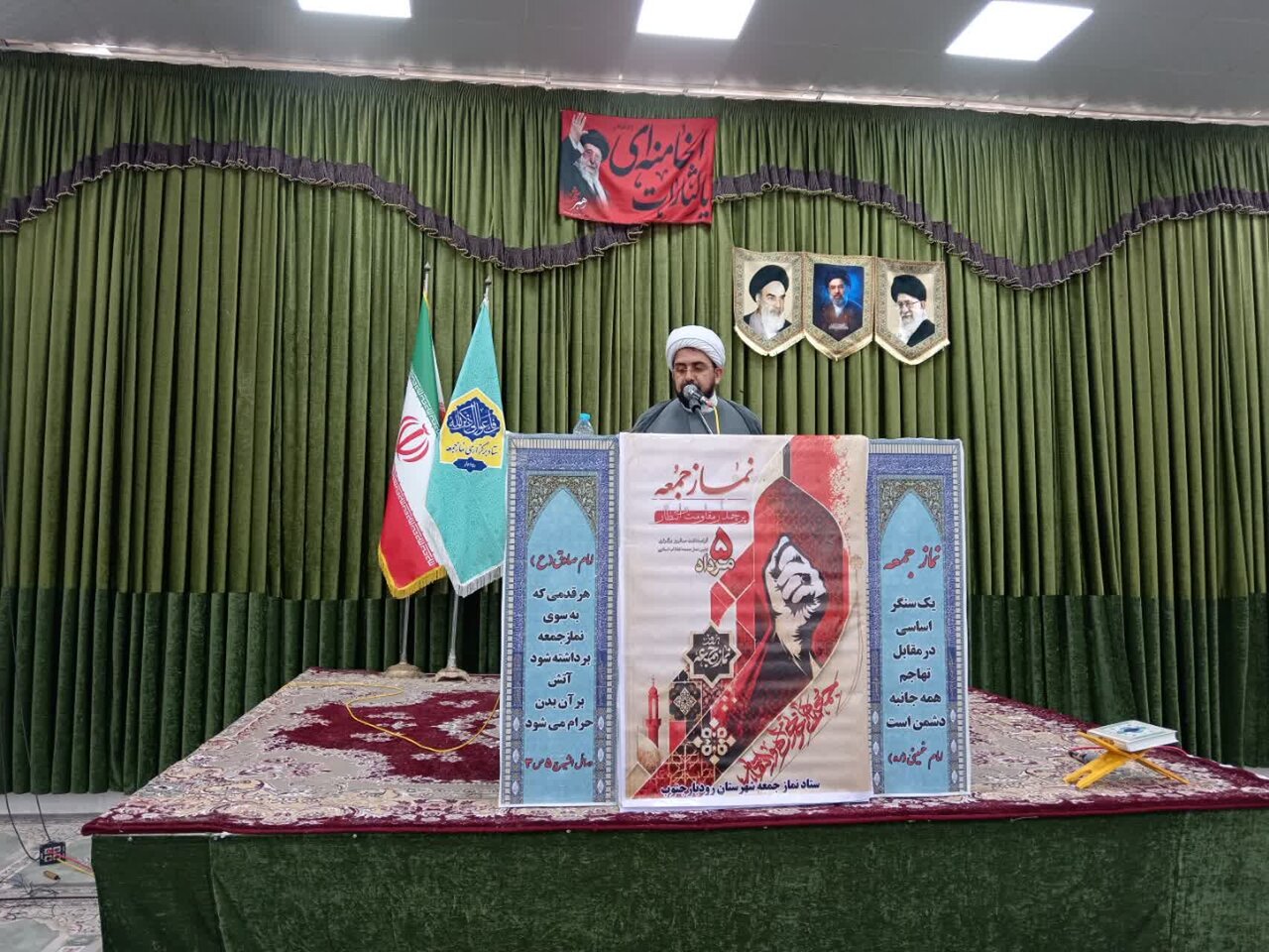 انتقام‌خواهی به‌موقع و سکوت نکردن در برابر ظلم، از شاخصه‌های دینداری است