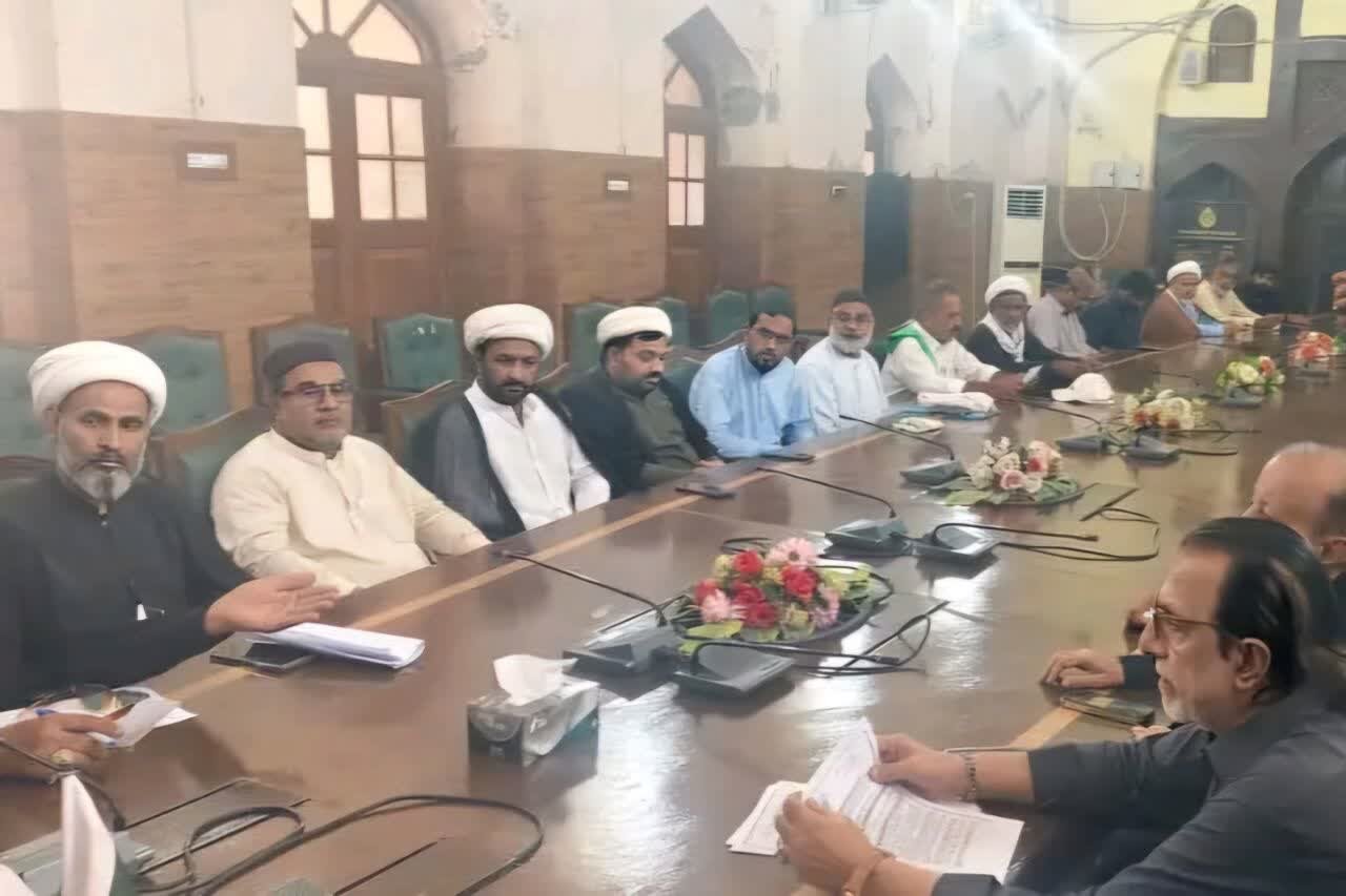 رتوڈیرو، سندھ میں متنازع بورڈ سے متعلق اجلاس، معاملہ قانون اور آئین کے مطابق حل کرنے پر اتفاق