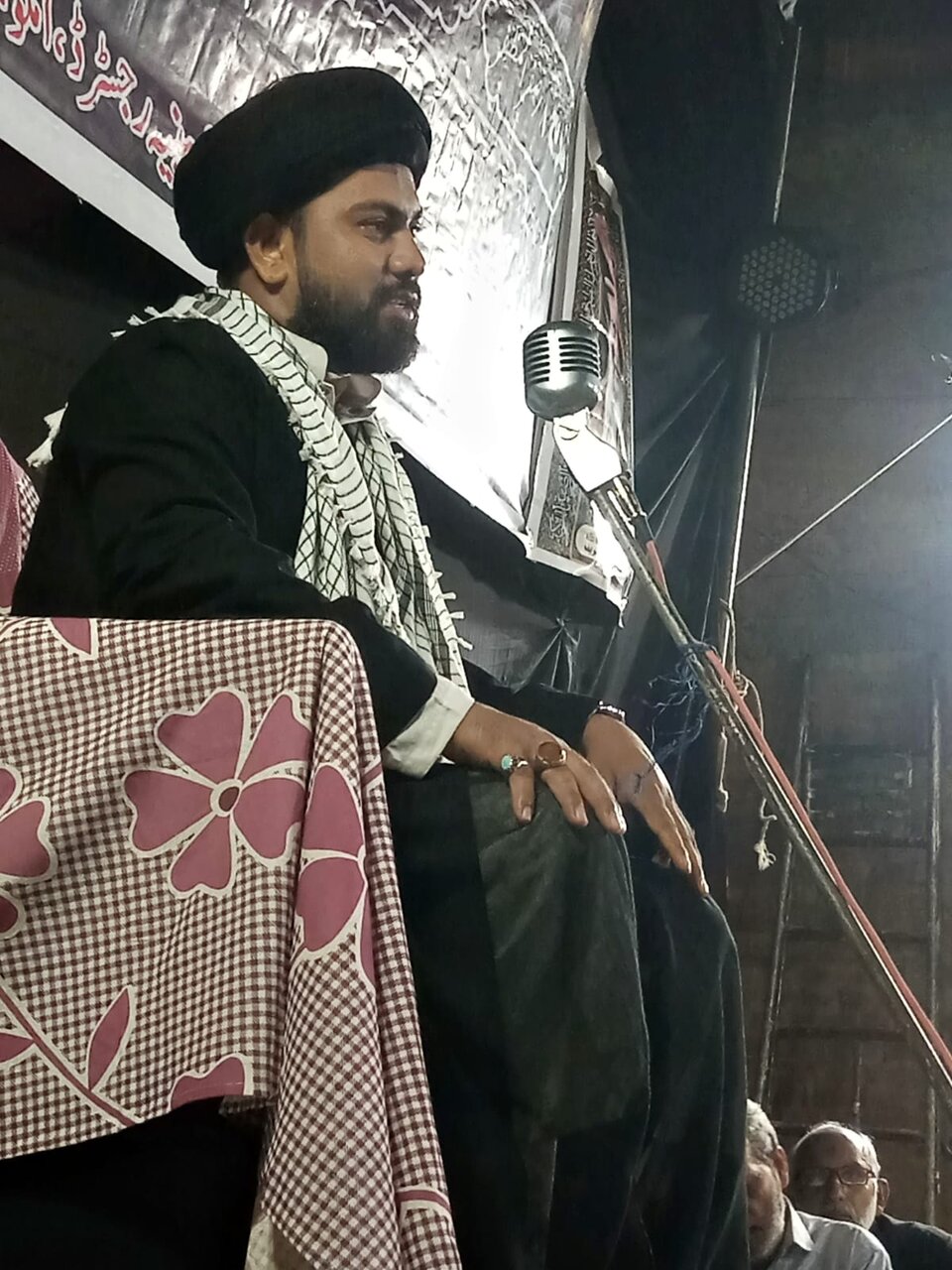 قیامت کے دن ہر شخص کو اس کے امام کے ساتھ بلایا جائے گا: مولانا قسیم حیدر رضوی