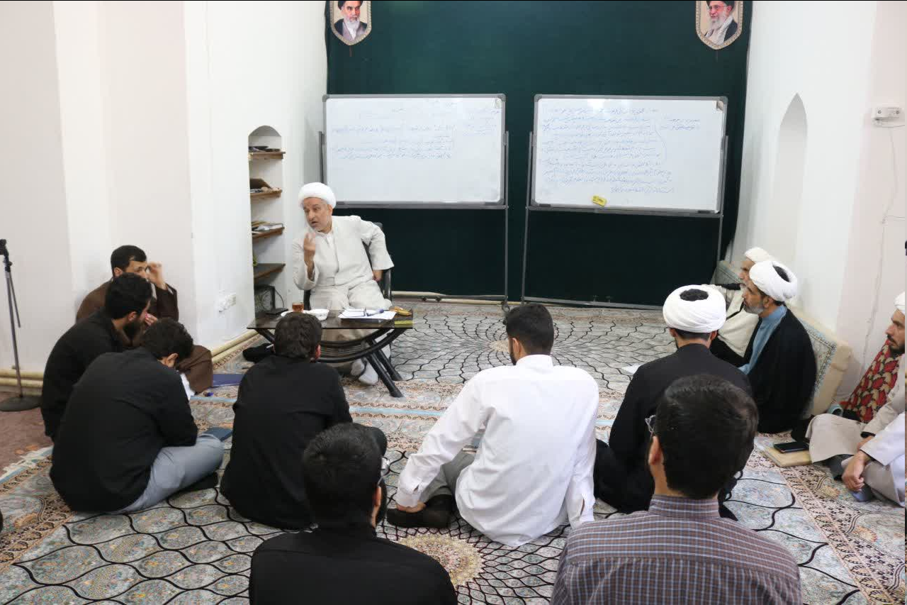 گرمای اجتهاد در گرمای تابستانی بسطام/ روایتی از یک ابتکار تازه حوزوی در استان سمنان