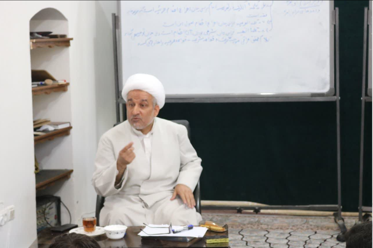 گرمای اجتهاد در گرمای تابستانی بسطام/ روایتی از یک ابتکار تازه حوزوی در استان سمنان