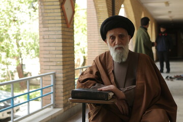 فیلم/ یکی از احوالات آیت الله آخوند ملاعلی معصومی همدانی(ره)