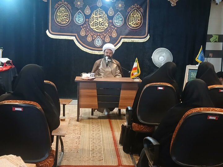 تصاویر/مراسم بزرگداشت قائد شهید امت در مدرسه علمیه فاطمه‌الزهرا اراک