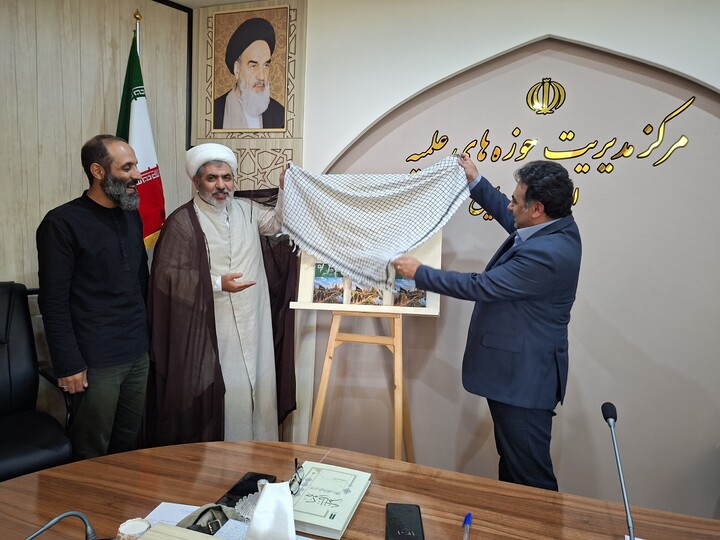 آئین رونمایی از کتاب «اربعین و اخلاق زیست محیطی» در اردبیل برگزار شد + تصاویر