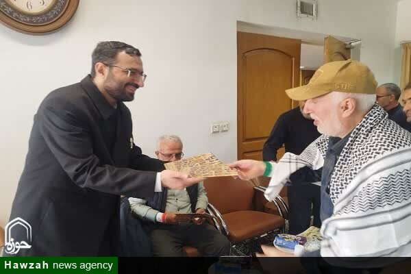 مهدی لسانی، مدیریت زائران غیرایرانی حرم مطهر رضوی