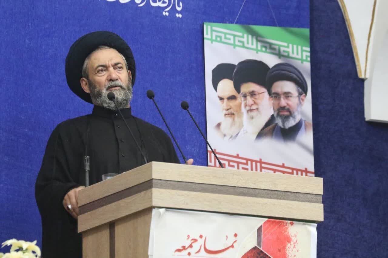 America's Prestige in Ruins; Iran's Sovereignty Over Strait of Hormuz Non-Negotiable, Says Top Cleric