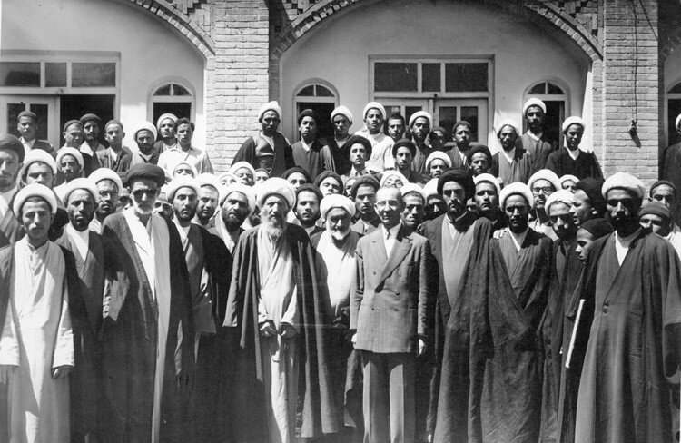 فیلم | سیری در زندگانی آخوند ملاعلی همدانی (ره)