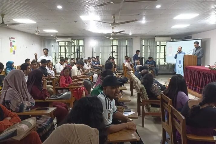 ঐশী প্রতিশ্রুতির প্রতি বিশ্বাসই ইরানের সাফল্যের মূল চাবিকাঠি