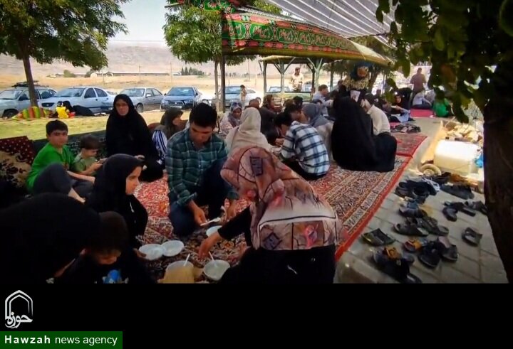 فیلم | برافراشته شدن علم موکب اعظم امام خامنه ای در لرستان 