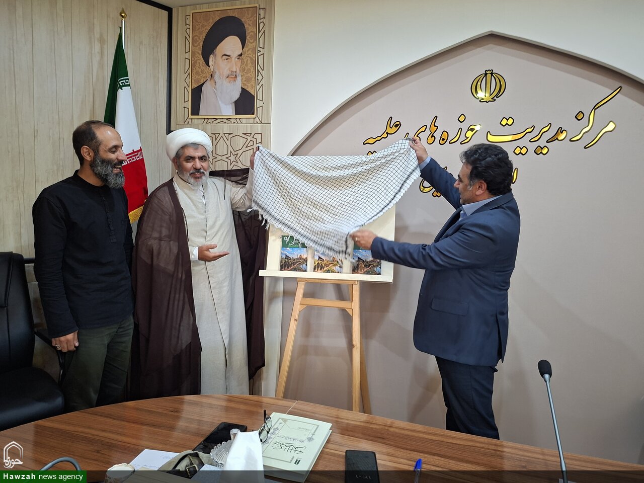 آئین رونمایی از کتاب «اربعین و اخلاق زیست محیطی» در اردبیل برگزار شد + تصاویر