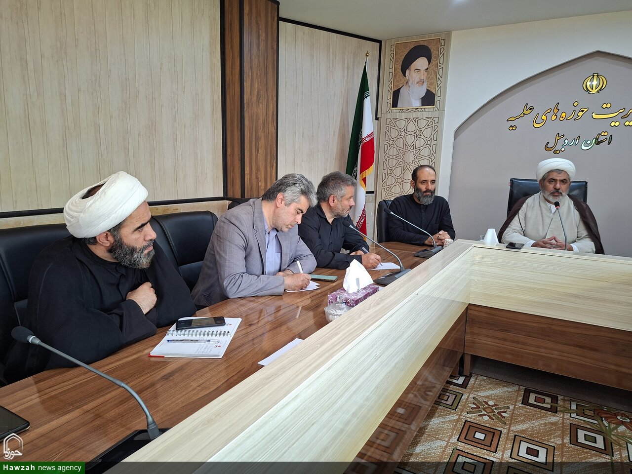 رونمایی کتاب