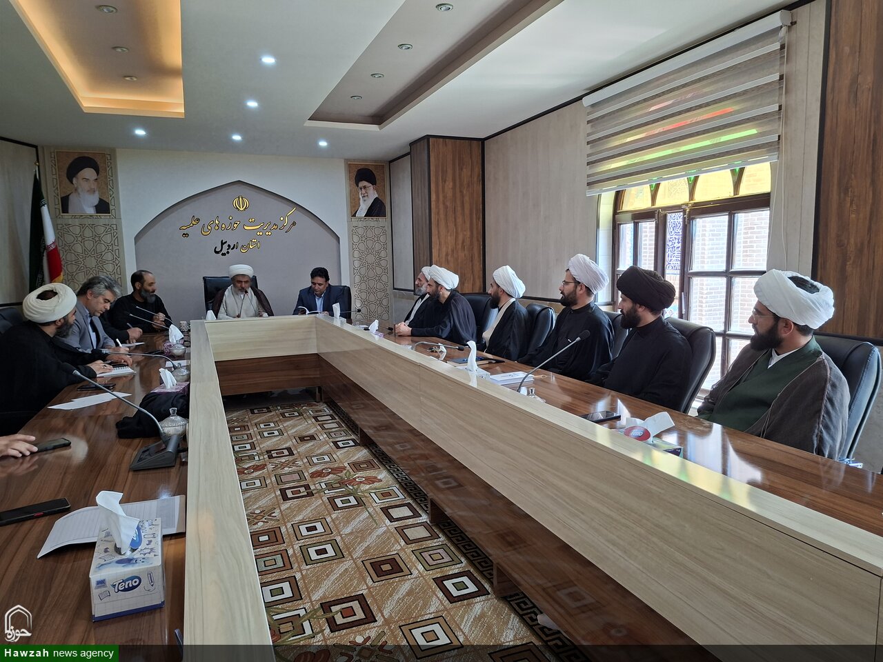 رونمایی کتاب
