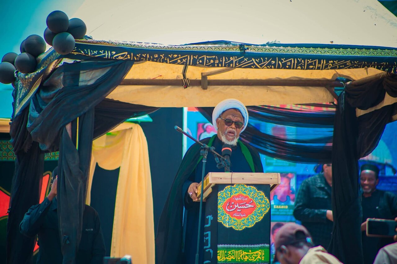 برگزاری دوازدهمین مراسم بزرگداشت شهدای قدس ۲۰۱۴ با سخنرانی شیخ ابراهیم زکزاکی